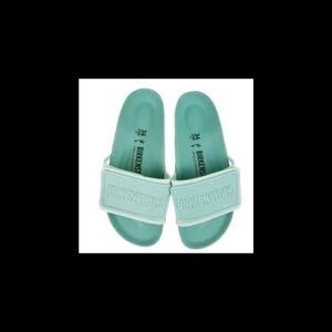 NWO Box Birkenstock Turquoise Tema Sandals Size 40